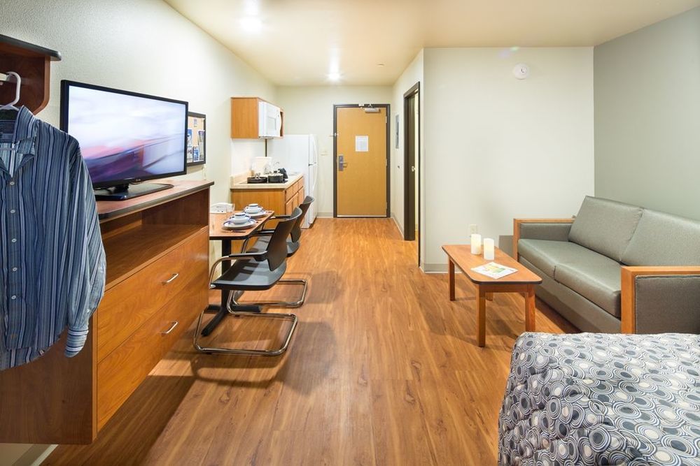 Woodspring St Louis Hotel 2*