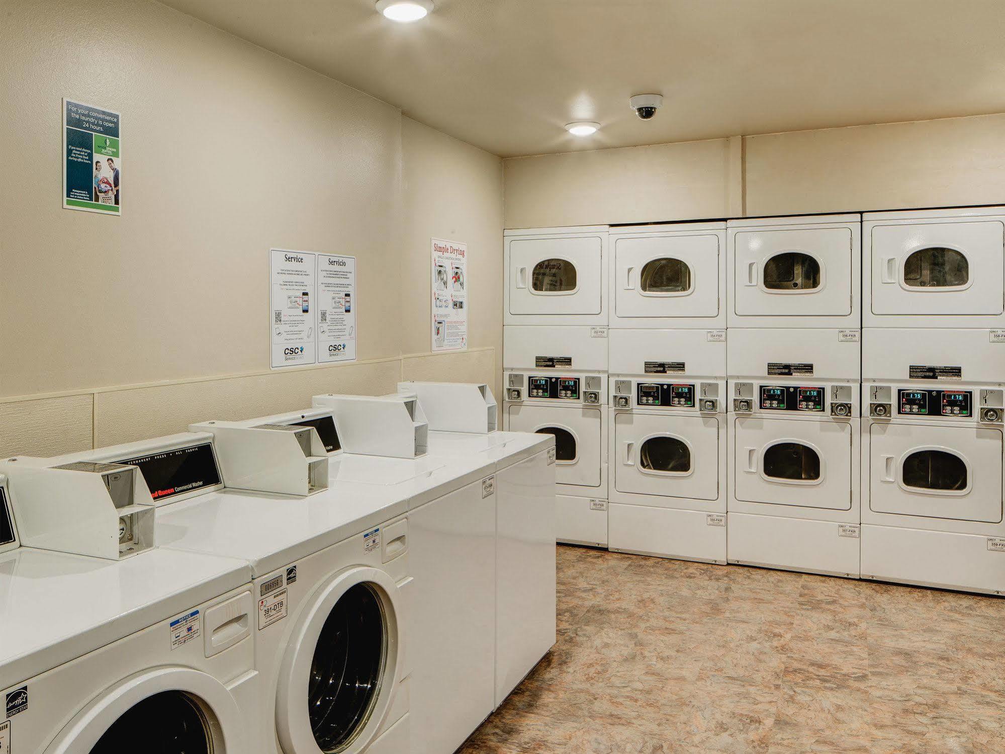 Woodspring St Louis Hotel 2*